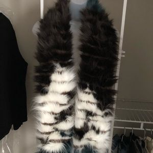 Mossimo Supply Co faux fur scarf/wrap